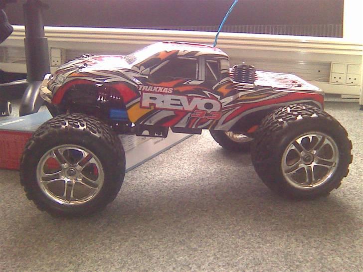 Off-Roader Traxxas revo 3.3 billede 2