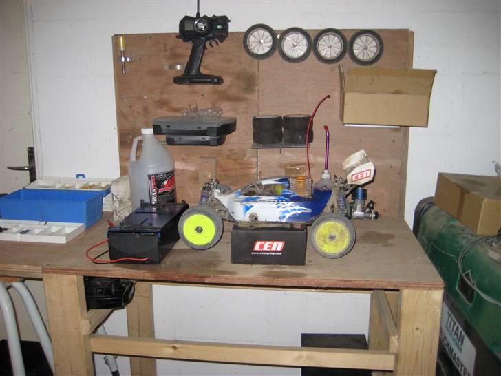 Buggy cen matrix - min bil når den er i pit billede 12