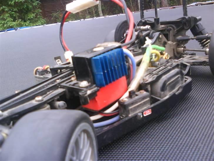 Bil tamiya ta04s (byttet) - med den nye køler på:P billede 7