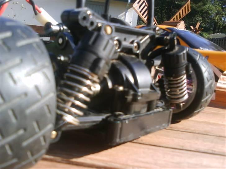 Bil tamiya ta04s (byttet) - de nye fjedre igen:P billede 14