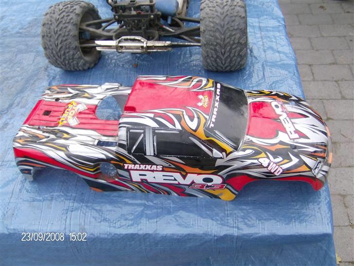 Off-Roader traxxas revo 3.3  billede 3