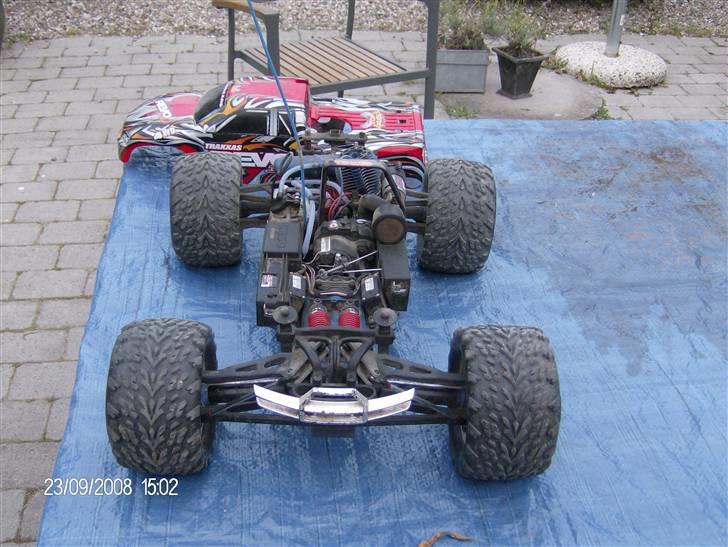 Off-Roader traxxas revo 3.3  billede 4