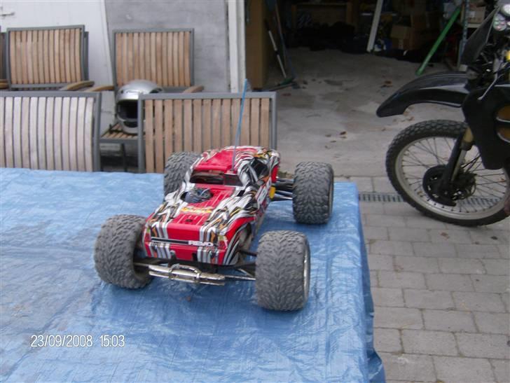 Off-Roader traxxas revo 3.3  billede 6