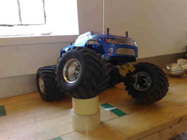 Off-Roader Kyosho Mad Force RCX - 2 ruller tape billede 16