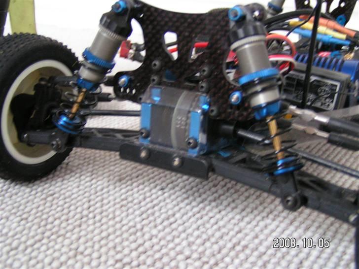 Buggy yokomo MR4-BX SOLGT billede 7