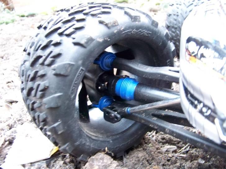 Bil E-revo Brushless billede 4