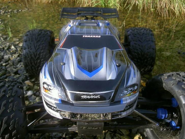 Bil E-revo Brushless billede 5