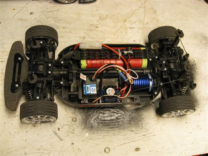 Bil Tamiya TT-01 SOLGT billede 7