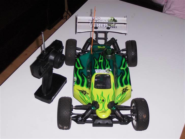 Buggy 1:8 Virus Buggy *SOLGT* billede 1