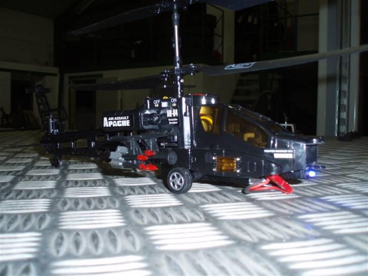 Helikopter rc gunship model billede 1