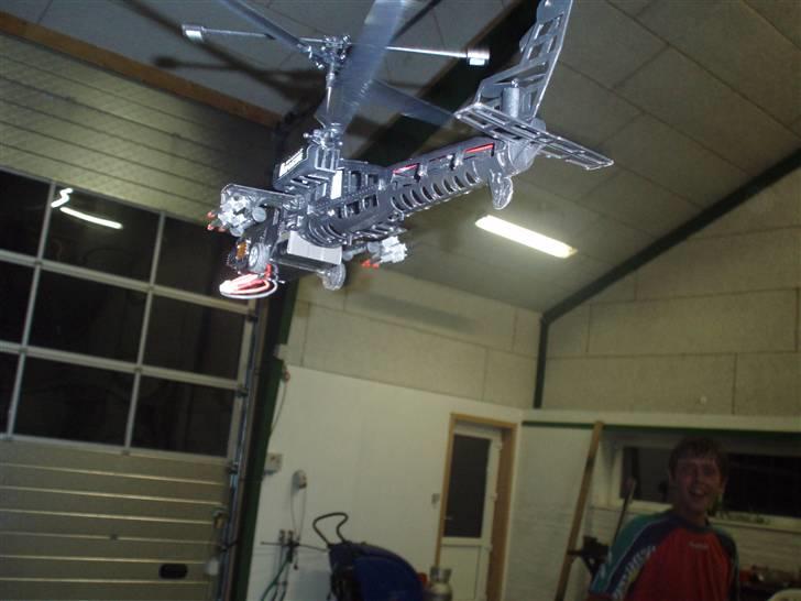 Helikopter rc gunship model billede 7