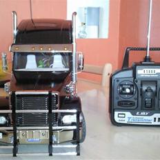 Lastbiler Knight Hauler