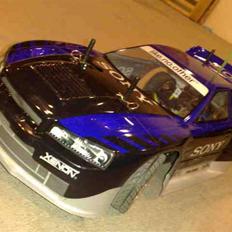 Bil HBX Nissan Skyline