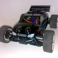 Bil LRP Shark 18 Race Factory