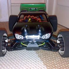 Bil LRP Shark 18 Race Factory