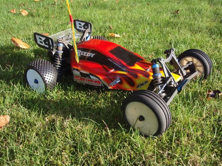 Buggy RC10B4 FT ¤BYTTET¤ billede 3