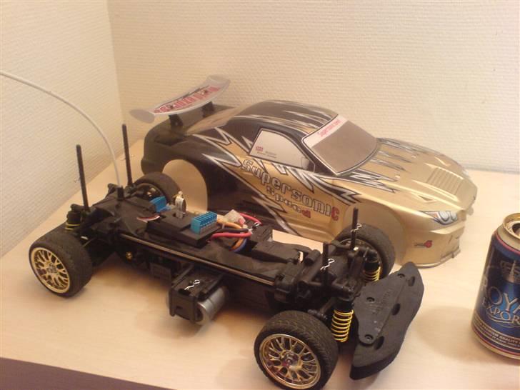 Bil HBX skyline  billede 2