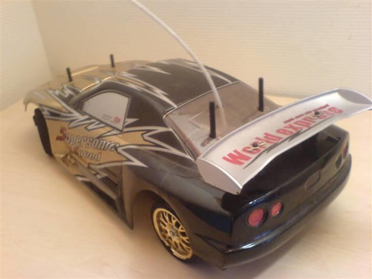 Bil HBX skyline  billede 10