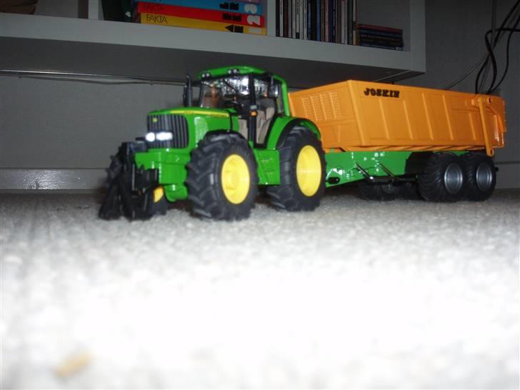 Maskiner John Deere 6920 S TILSAlG billede 1