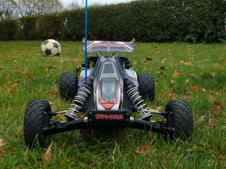 Buggy Traxxas Bandit VXL  - Forfra billede 10