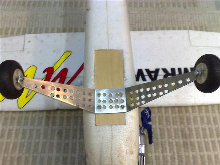 Fly Nitro MiniMag Multiplex - Understel "hjemme lavet" billede 14