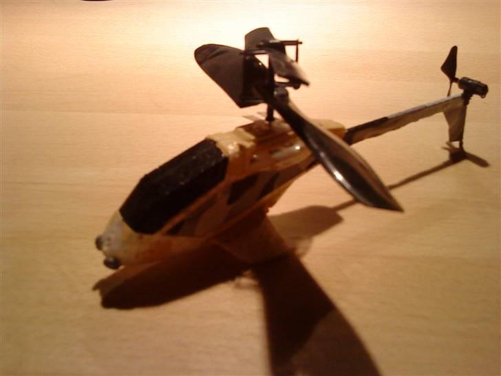 Helikopter Silverlit picooZ - set skråt oppe fra billede 2