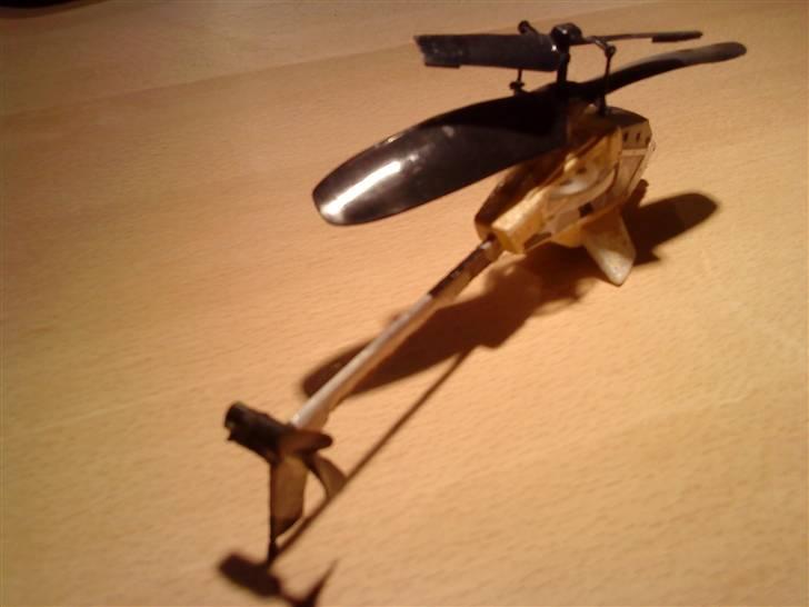 Helikopter Silverlit picooZ - set skråt fra den anden side billede 3