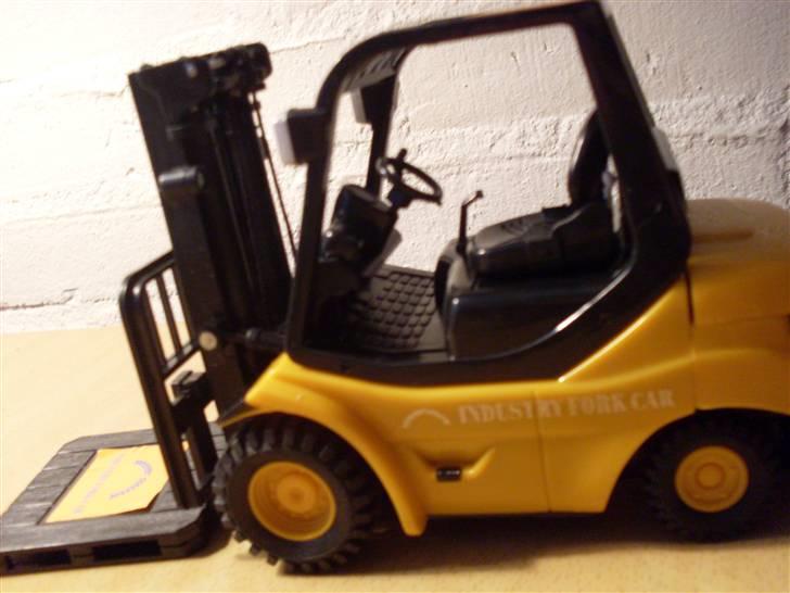 Maskiner Gaffeltruck billede 2