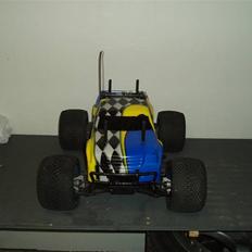 Truck Hobao Dominator