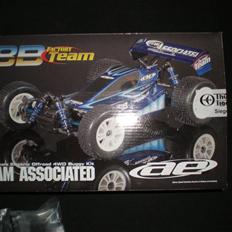 Buggy Team associated RC18B FT