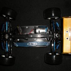 Buggy Team associated RC18B FT