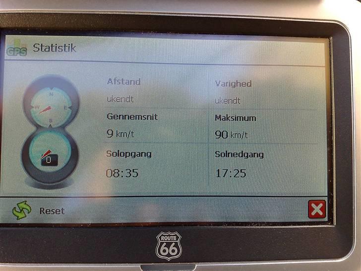 Off-Roader Stampede VXL Brushless - Så fik jeg lige en ny top speed. Denne gang fik jeg lukket 100 % op for gassen havde også en helt ny vej at race på, der var sgu´ sus på drengen der hahaha billede 16