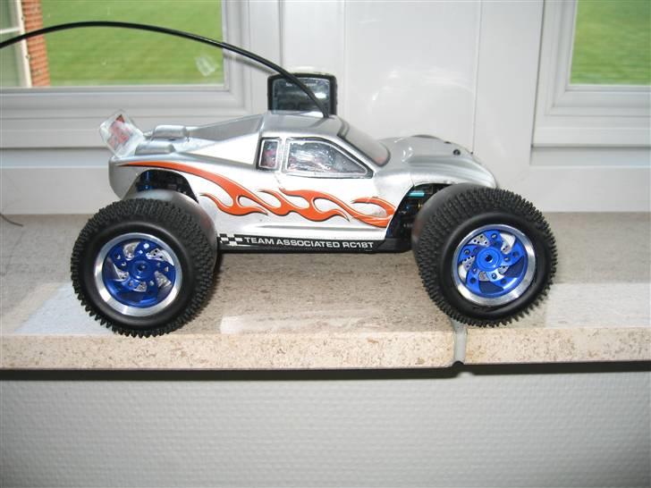 Buggy associated rc18t factory  billede 5