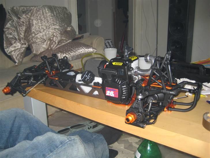 Bil HPI Baja 5B SS - Da vi byggede baja´en :D Dejligt projekt billede 8