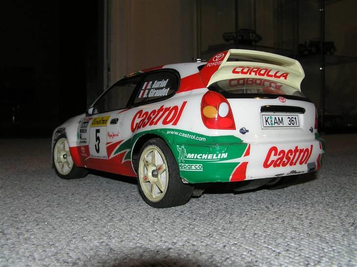 Bil Toyota Corolla WRC - Spoiler og fælge er blevet lidt gule med tiden, det må kaldes patina og så er det godt ;-) billede 2