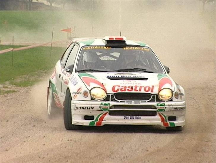 Bil Toyota Corolla WRC - Europamesteren Henrik Lundgaard, mit store idol. billede 8