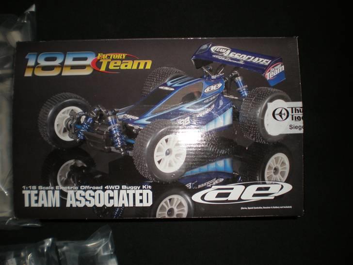 Buggy Team associated RC18B FT billede 1