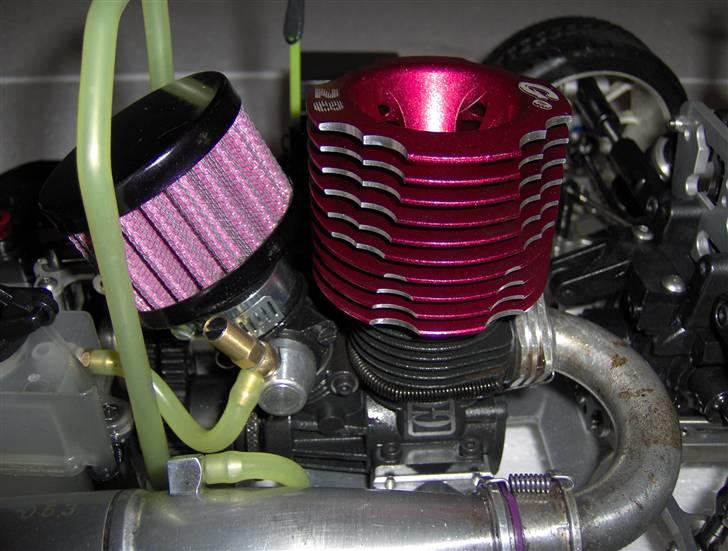 Bil Kyosho Inferno GT Nissan - G.O .28 pro motor billede 19