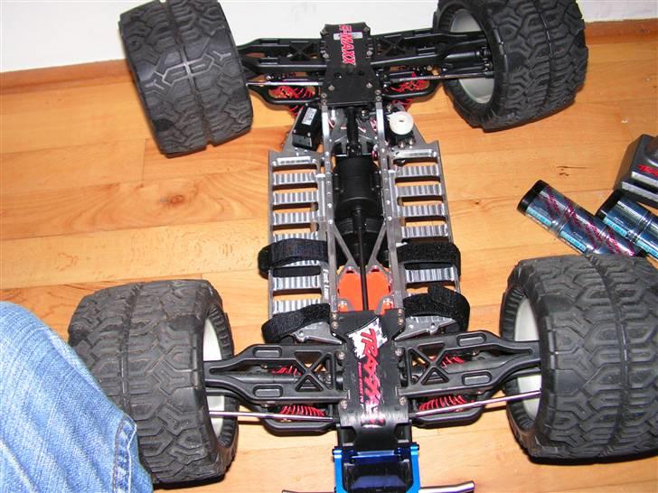 Off-Roader Traxxas E-maxx  billede 8