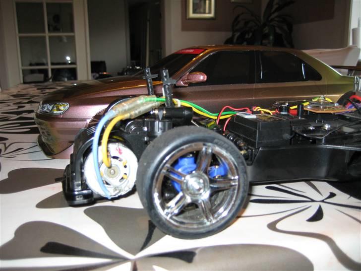 Bil   Tamiya FF01 Peugeot 406 billede 6