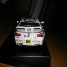 Bil  BMW 320si WTCC RACE TIN