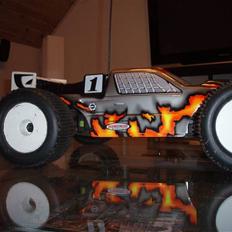 Bil hong nor 1/8X1CRT tilsalg