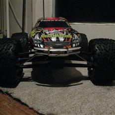 Truck E-revo *BYTTET*