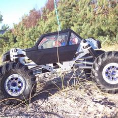 Off-Roader Kyosho Rock Force.