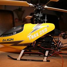 Helikopter T-rex 250 (solgt)