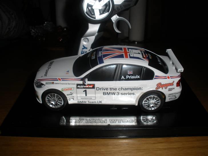 Bil  BMW 320si WTCC RACE TIN billede 1