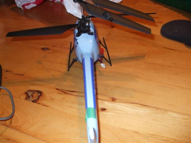 Helikopter Robins 22 E-sky - Bagfra billede 13