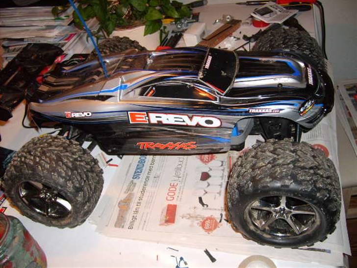 Truck Traxxas E-Revo billede 1