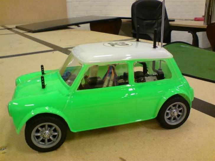 Bil tamiya m-03 cooper solgt - anderledes farvevalg, men synes nu den er blevet meget cool billede 1