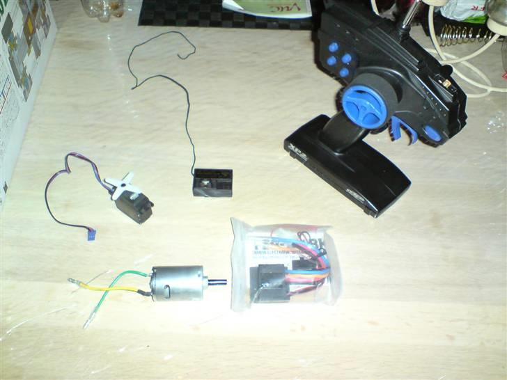 Bil tamiya m-03 cooper solgt - elektronikken der skal i bilen billede 3